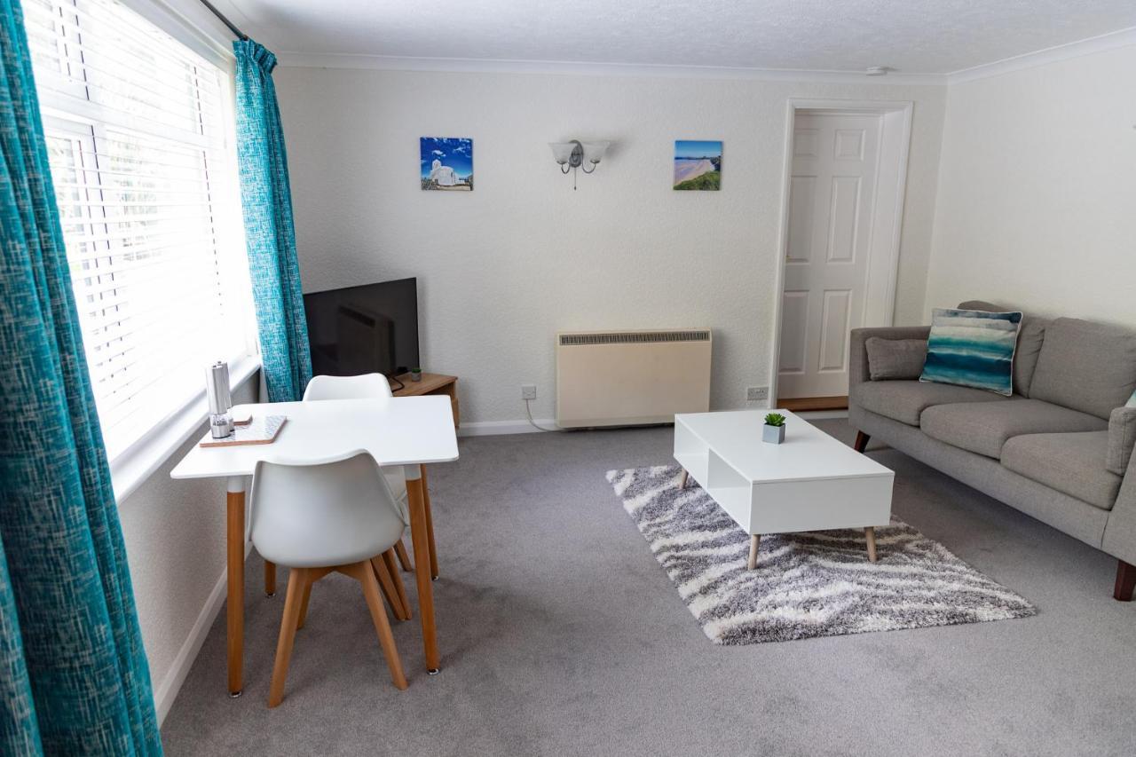 2 Chatsworth Riverscape Apartments - Peaceful Apartment In Great Location With Free Parking Overlooking The Gannel Just A Short Walk From Newquays Incredible Beaches And Local Amenities New Quay Eksteriør bilde