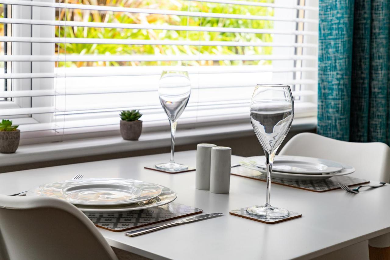 2 Chatsworth Riverscape Apartments - Peaceful Apartment In Great Location With Free Parking Overlooking The Gannel Just A Short Walk From Newquays Incredible Beaches And Local Amenities New Quay Eksteriør bilde
