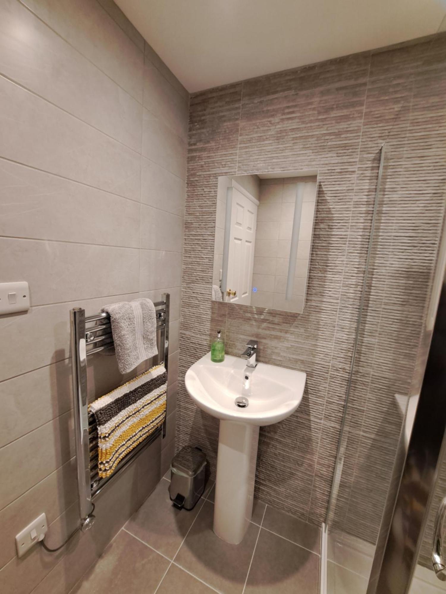 2 Chatsworth Riverscape Apartments - Peaceful Apartment In Great Location With Free Parking Overlooking The Gannel Just A Short Walk From Newquays Incredible Beaches And Local Amenities New Quay Eksteriør bilde